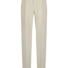 Брюки в тонкую полоску со складками