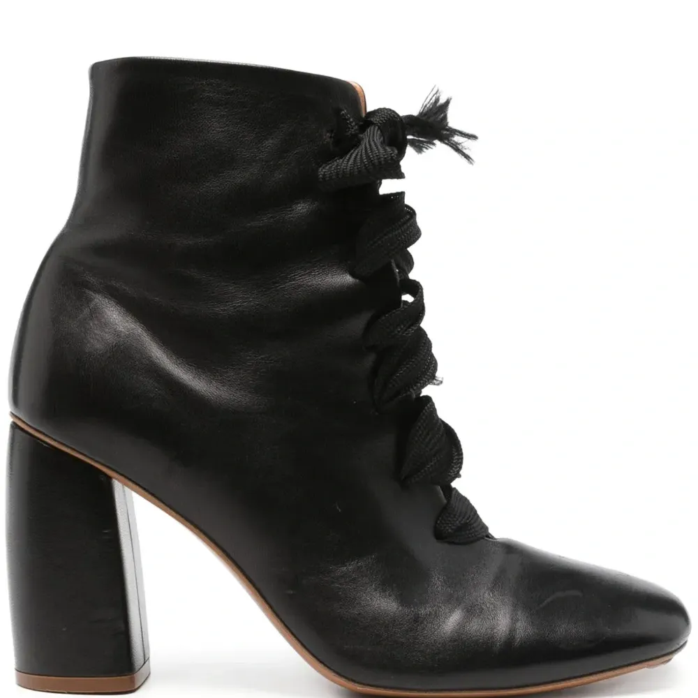 ботильоны на шнуровке