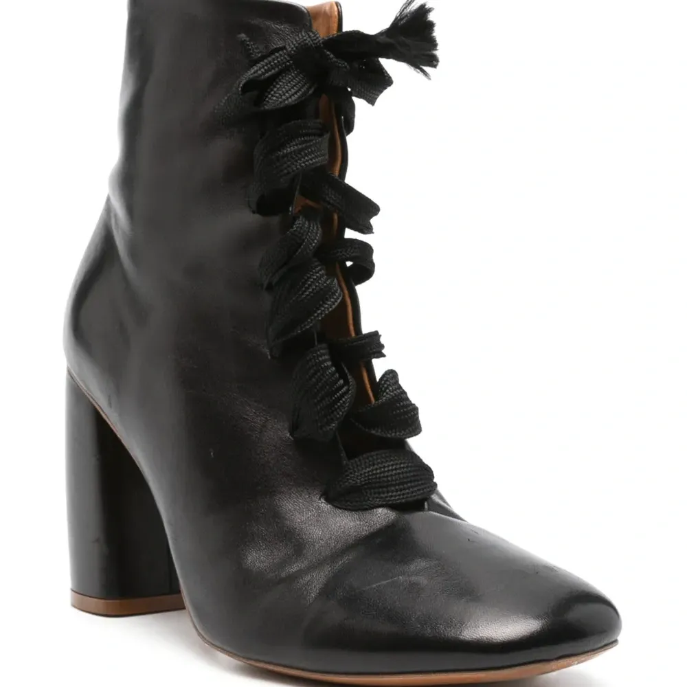 ботильоны на шнуровке