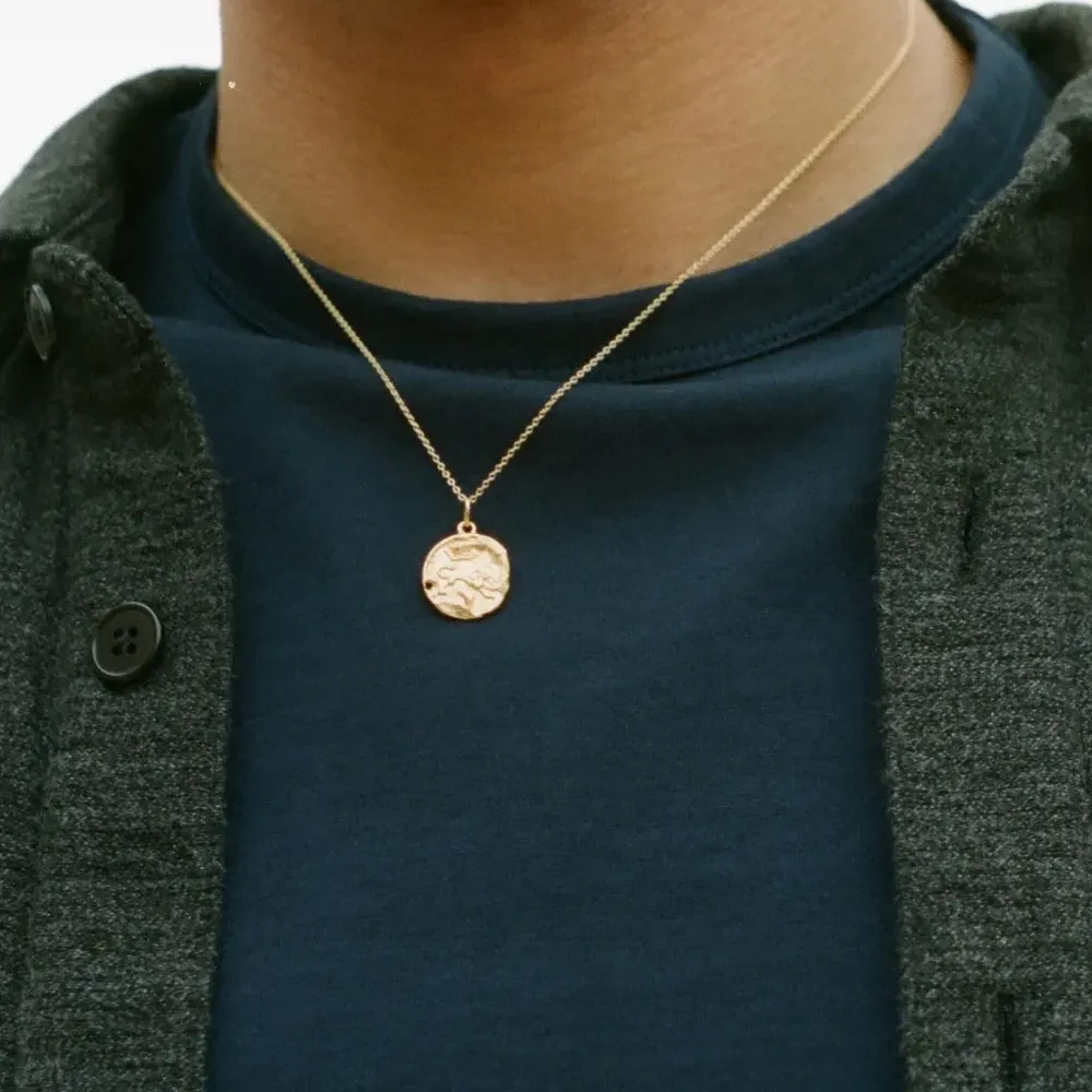 Колье с подвеской