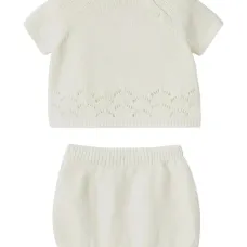 Комплект из футболки и шортов