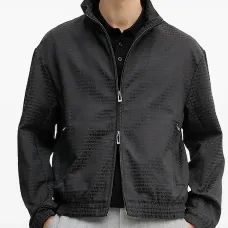 Куртка на молнии с логотипом