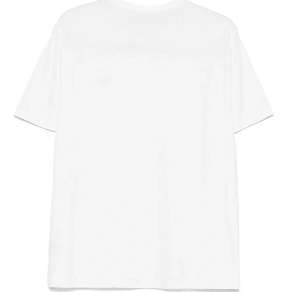 Футболка с круглым вырезом