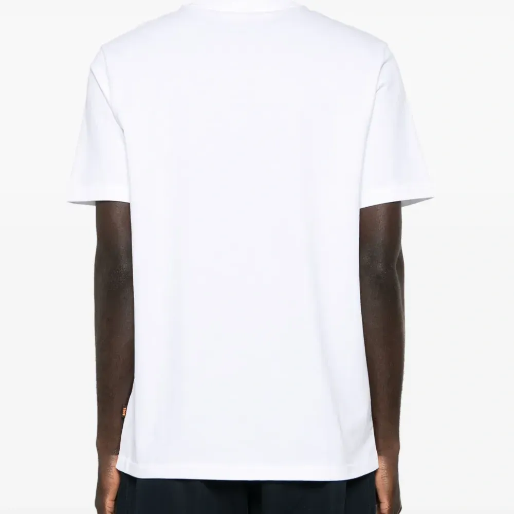 Футболка с логотипом