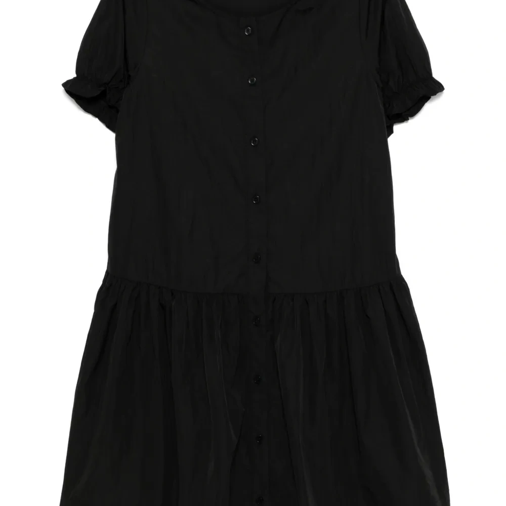 платье с короткими рукавами