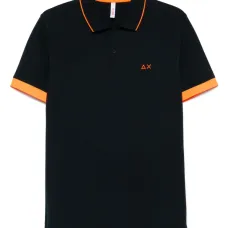 Рубашка поло с вышитым логотипом