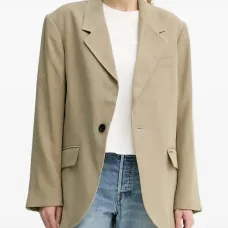 Блейзер на пуговице Блейзер на пуговице