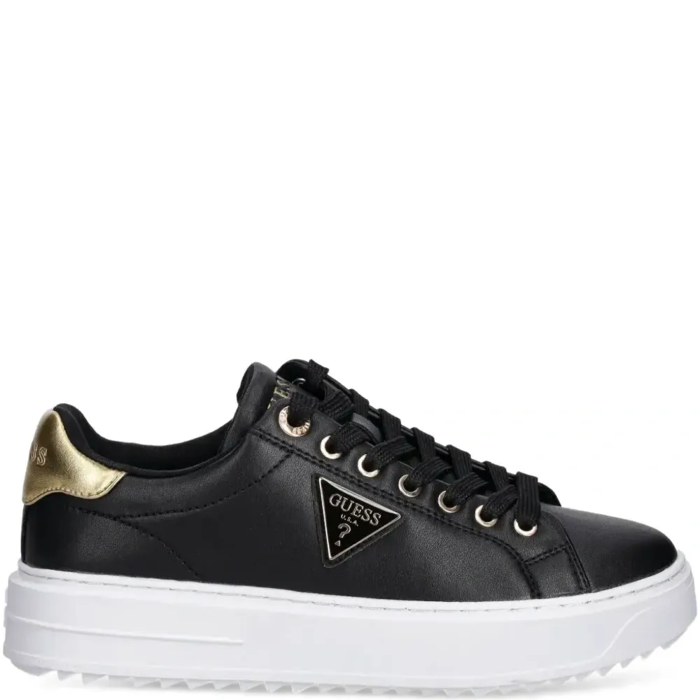 Кроссовки на платформе