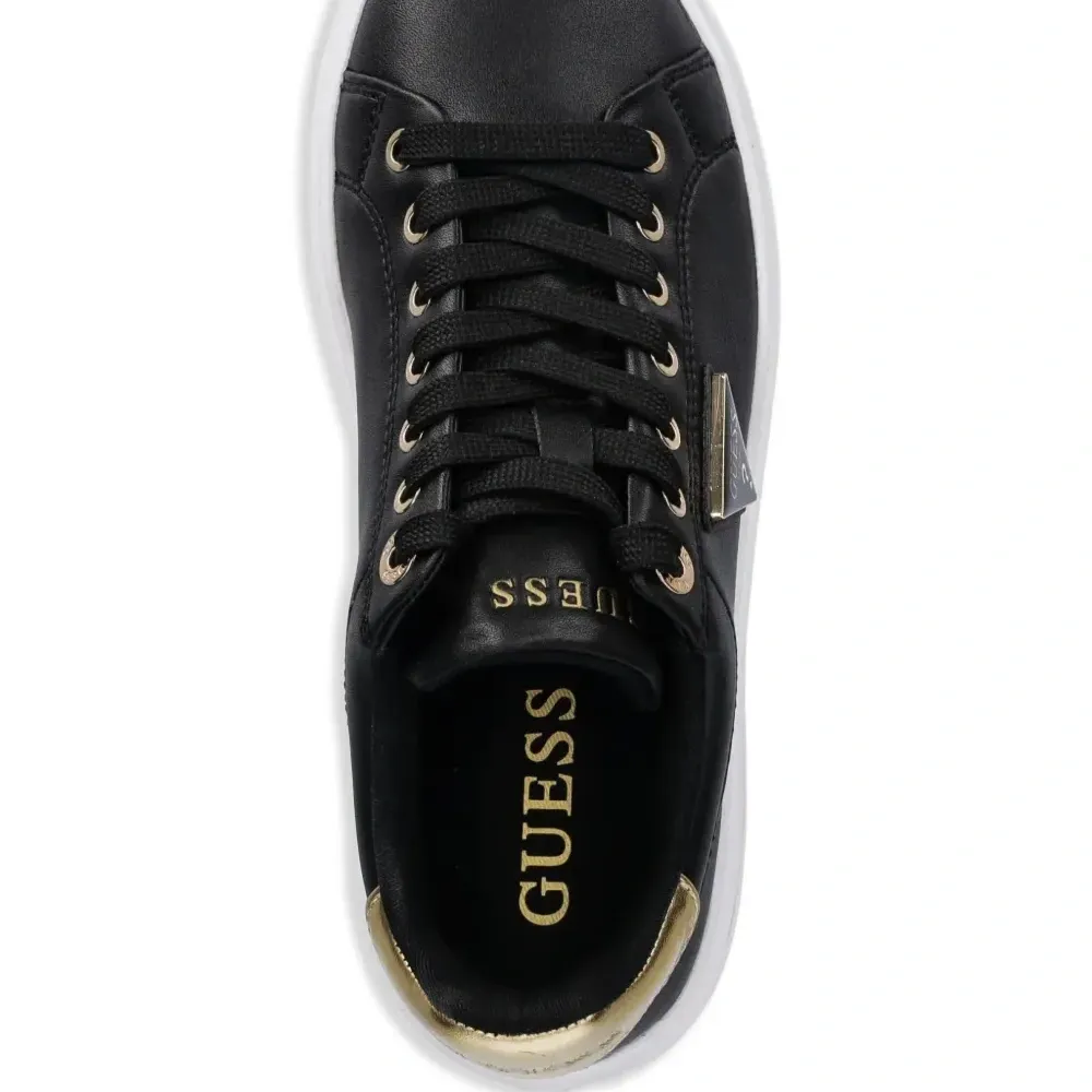 Кроссовки на платформе