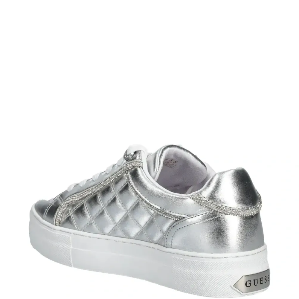 Стеганые кроссовки с эффектом металлик
