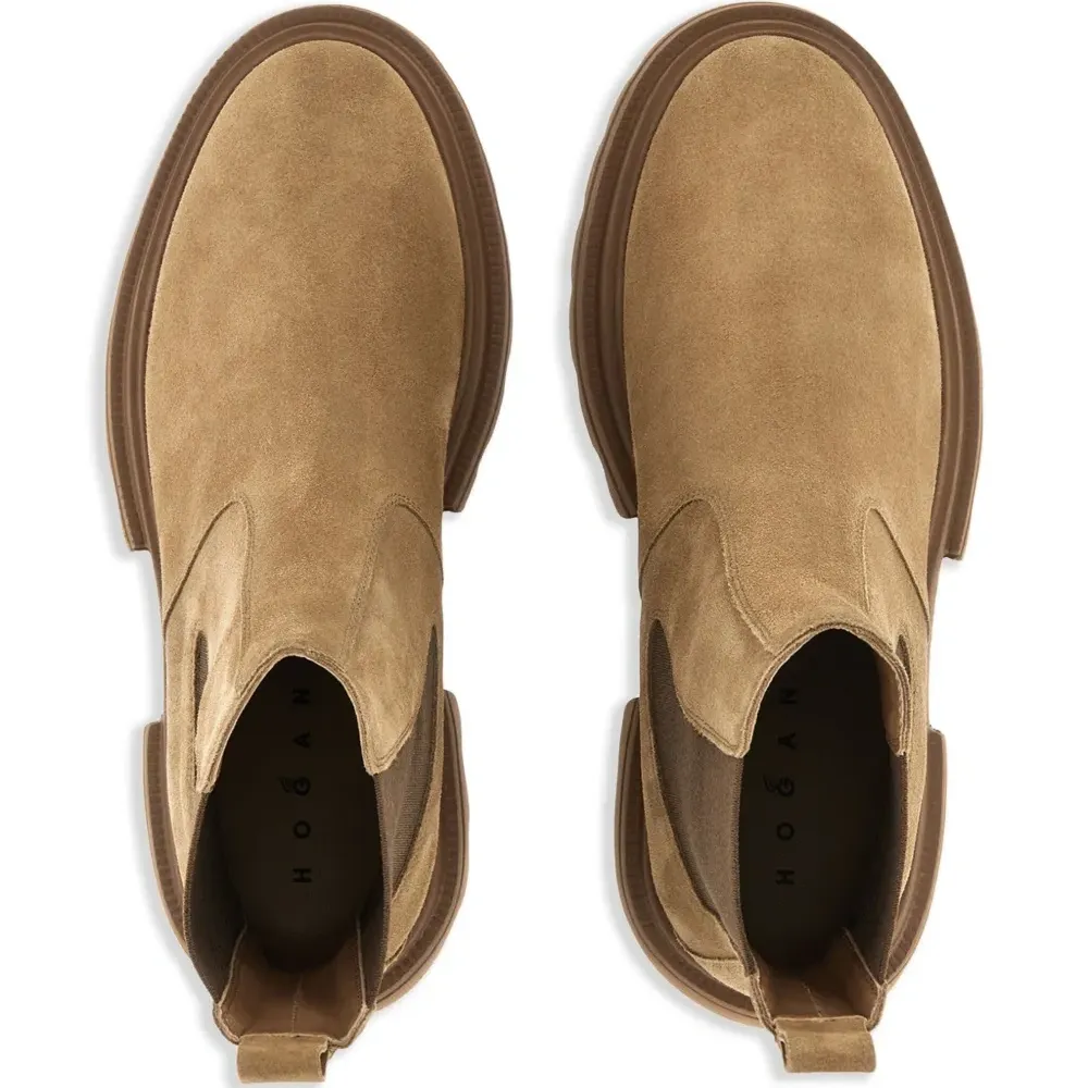 Ботинки на шнуровке