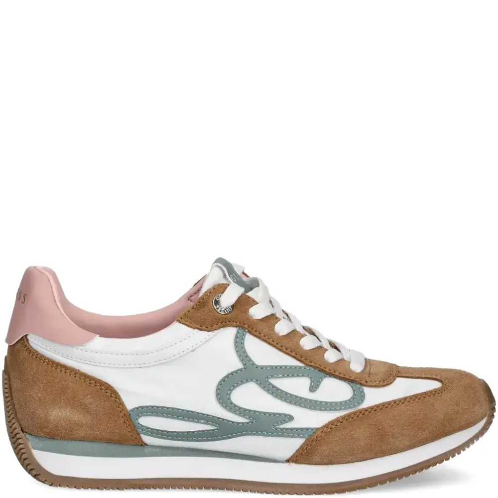 Кроссовки со вставками