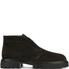 ботинки на шнуровке