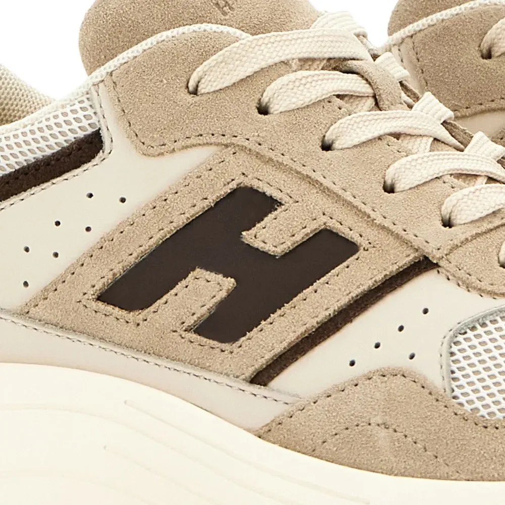 кожаные кроссовки