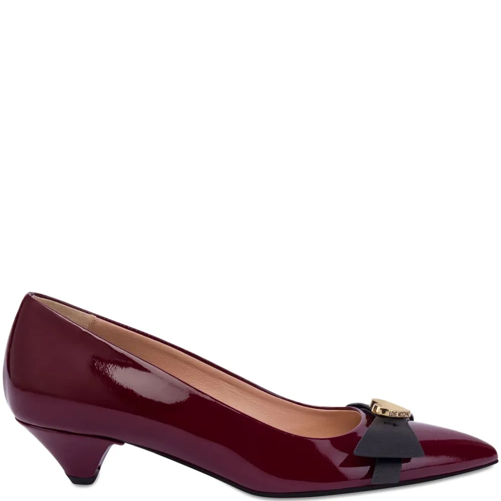 Туфли на каблуке