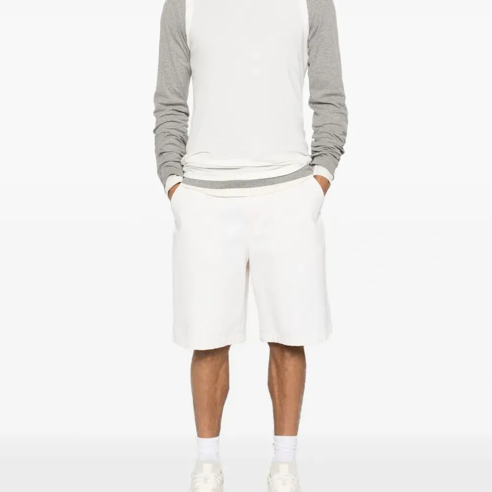 Футболка с короткими рукавами