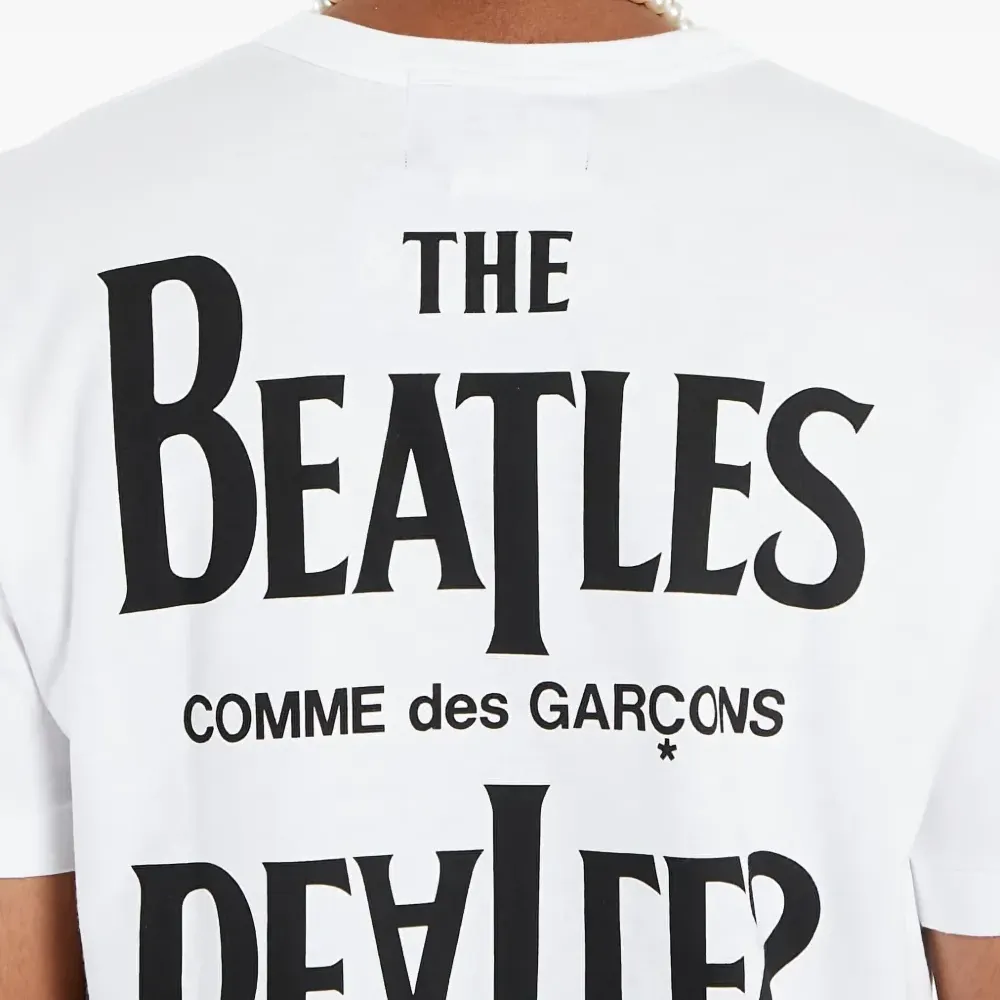 футболка из коллаборации с The Beatles