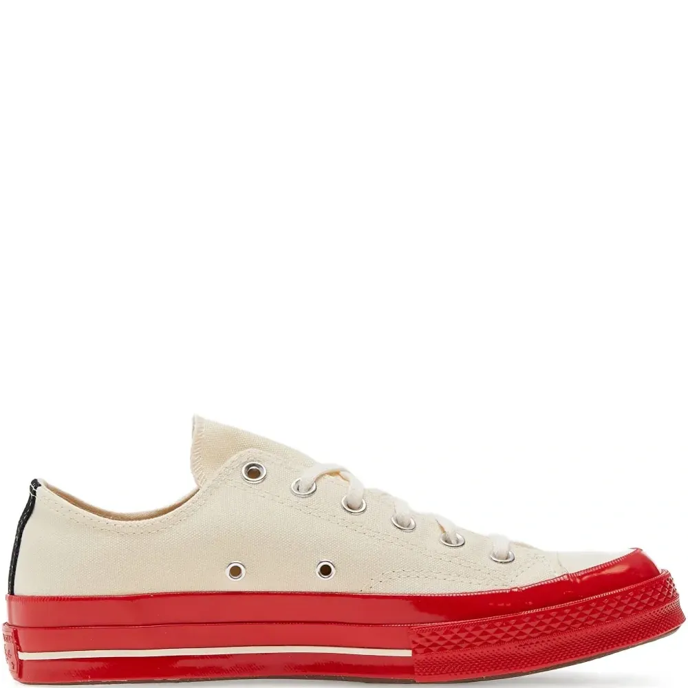 кеды из коллаборации с Converse