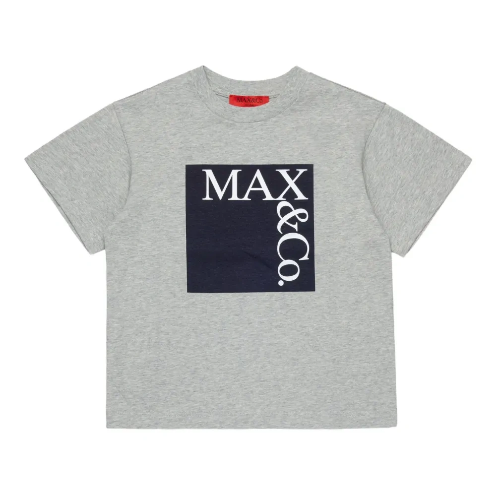 футболка с логотипом