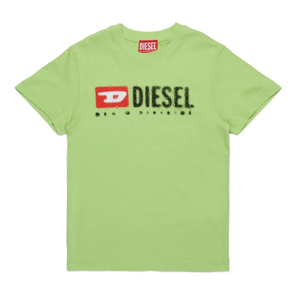 Футболка с логотипом