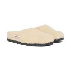 Фактурные сандалии