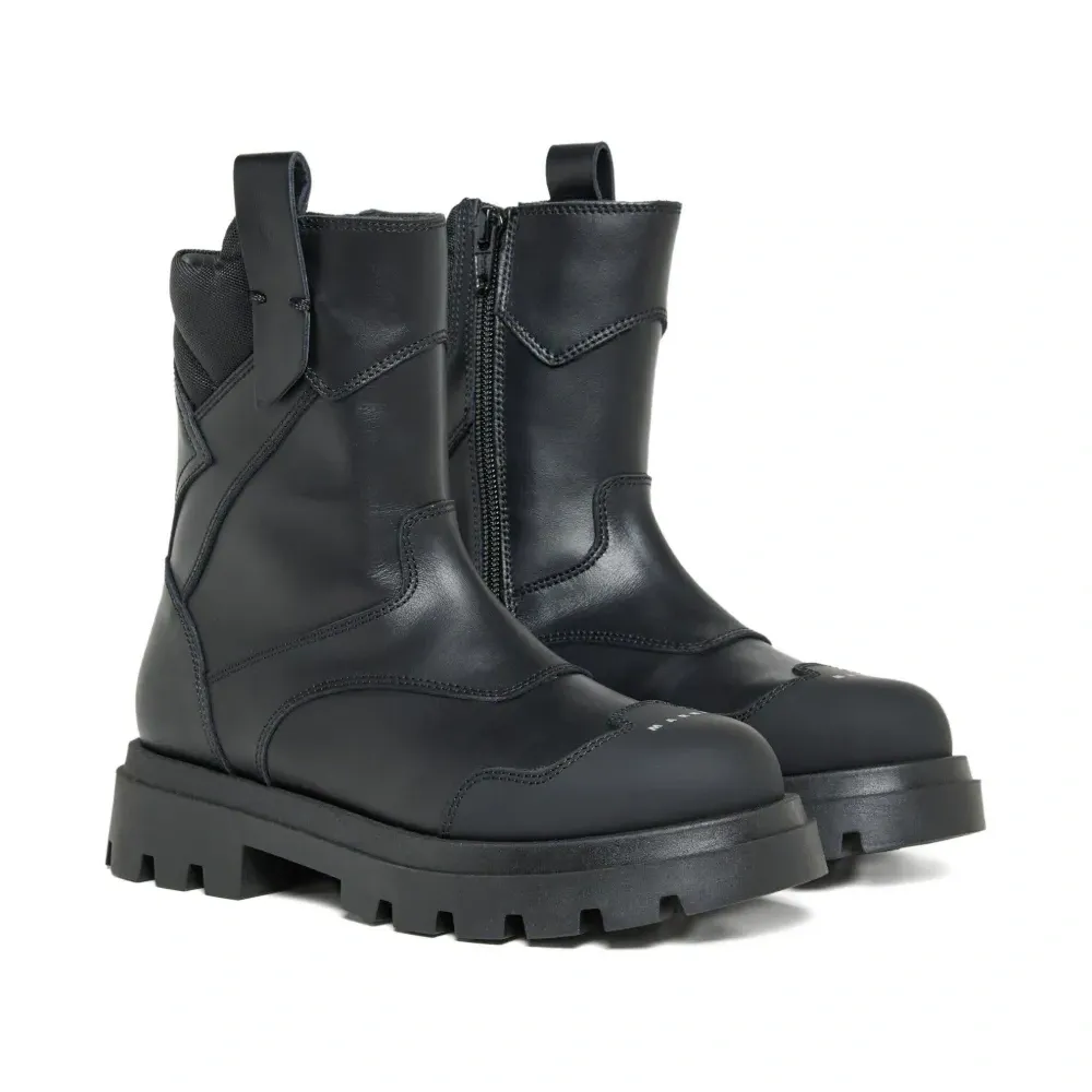 Ботинки на молнии