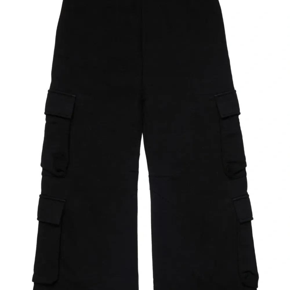 Брюки с карманами