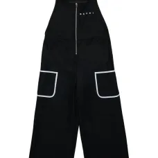 комбинезон с вышитым логотипом