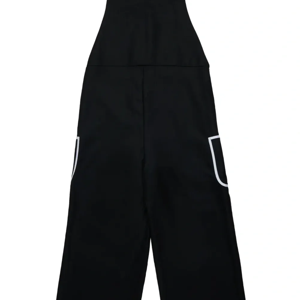 комбинезон с вышитым логотипом