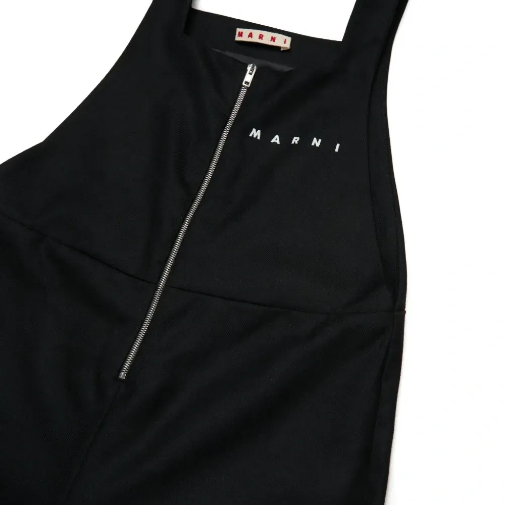 комбинезон с вышитым логотипом