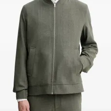 Куртка с узором в елочку