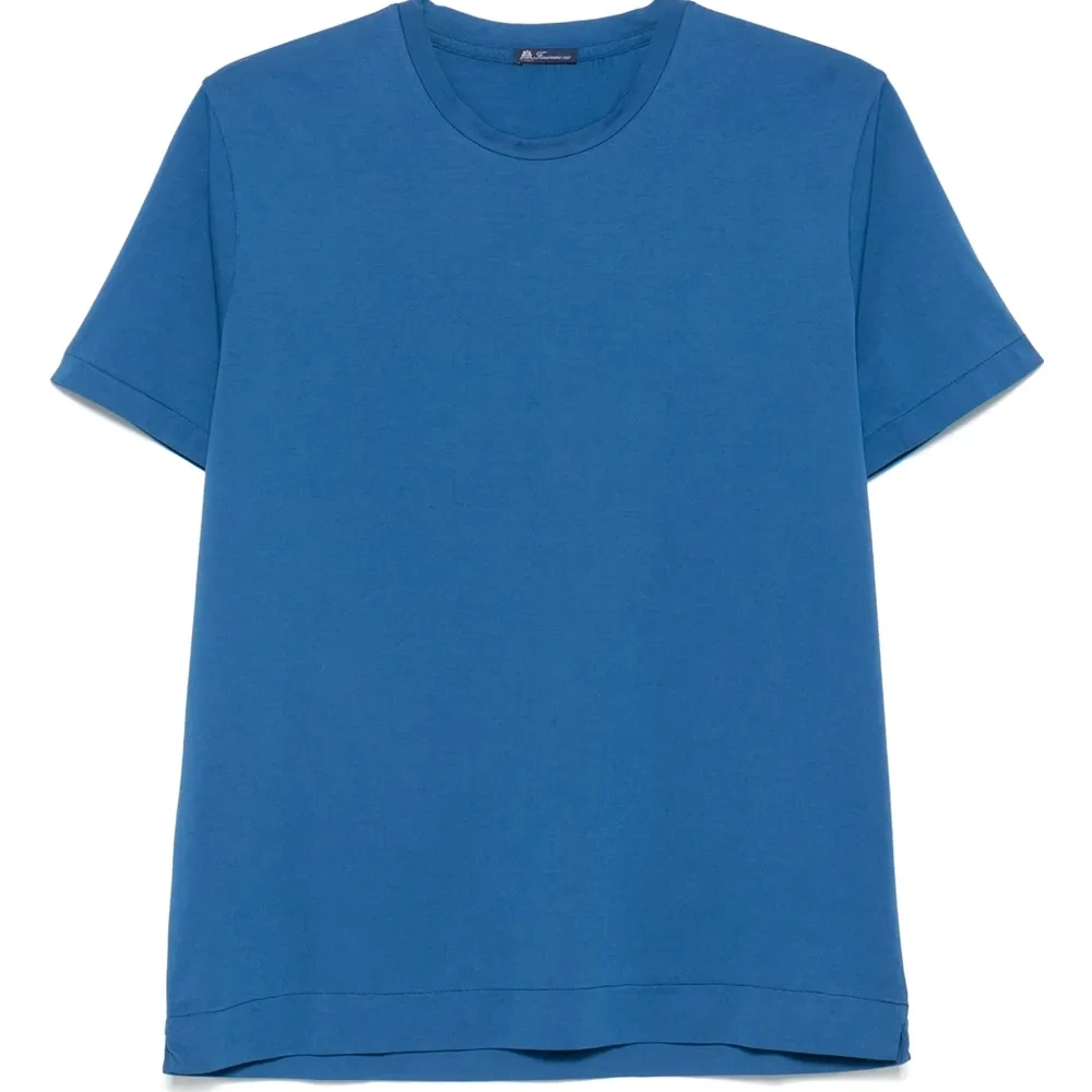 Футболка с круглым вырезом