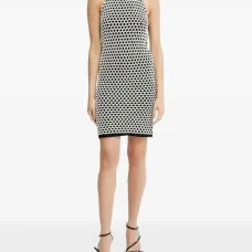 Платье с вырезом халтер и геометричным узором