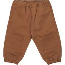 брюки с карманами