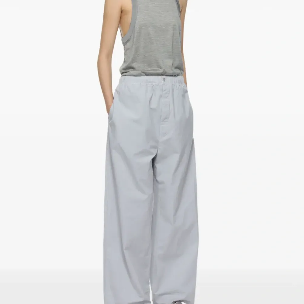 Топ без рукавов Топ без рукавов