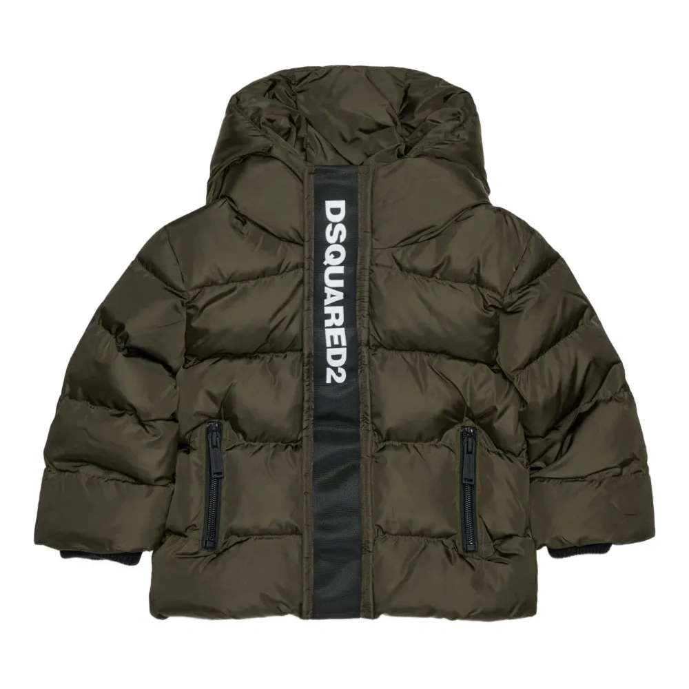 Пуховик с капюшоном