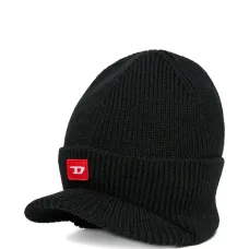 Вязаная кепка