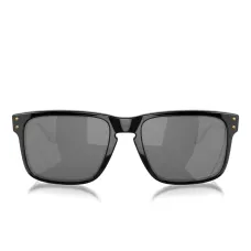 Солнцезащитные очки в квадратной оправе Солнцезащитные очки в квадратной оправе