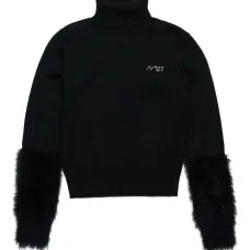 Джемпер с высоким воротником и объемными рукавами