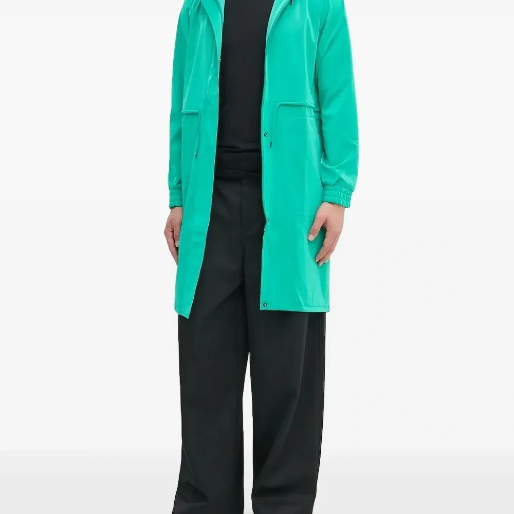 Плащ с капюшоном и кулиской