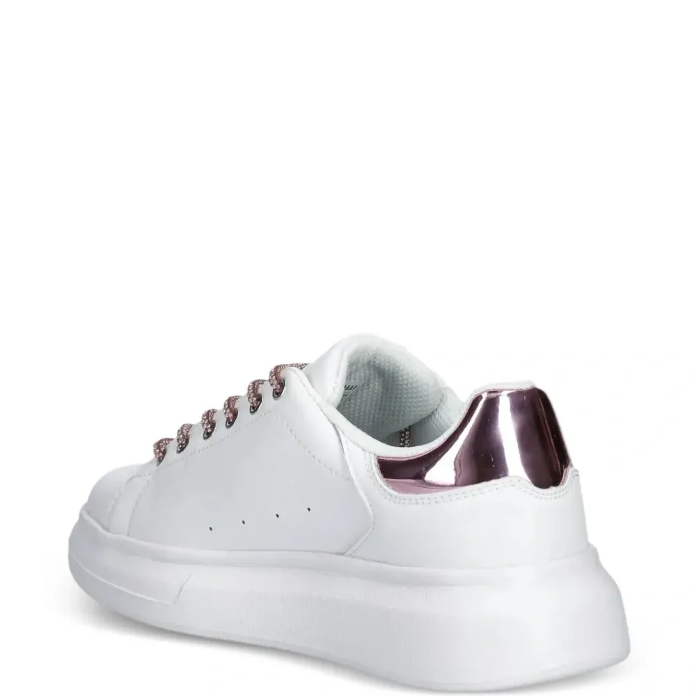 Кроссовки со стразами