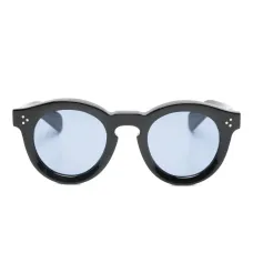 Солнцезащитные очки в круглой оправе Солнцезащитные очки в круглой оправе