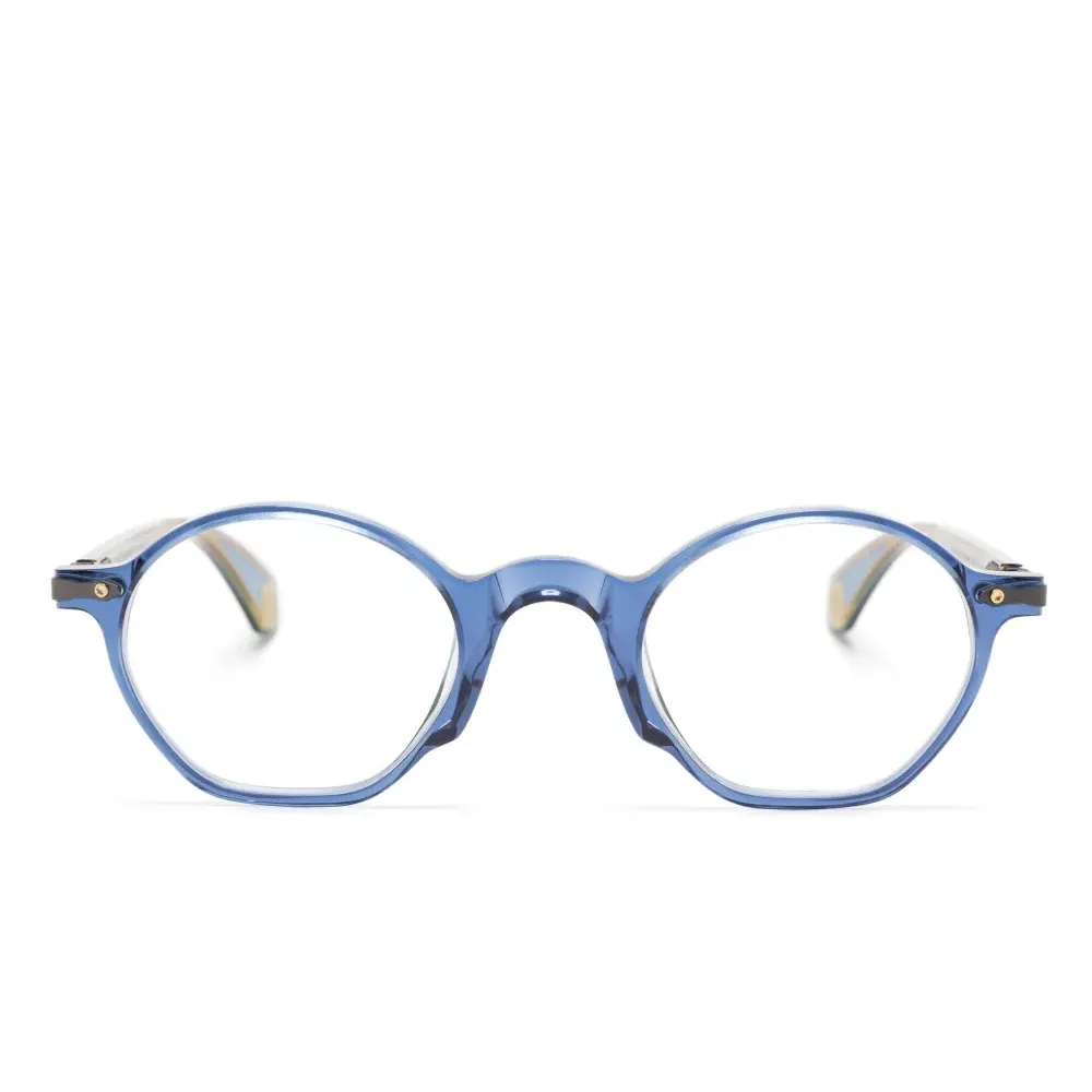 очки в круглой оправе