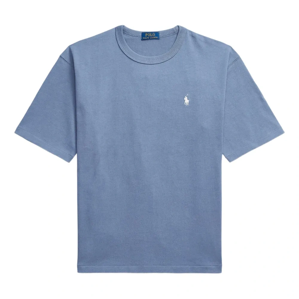 Футболка с вышитым логотипом