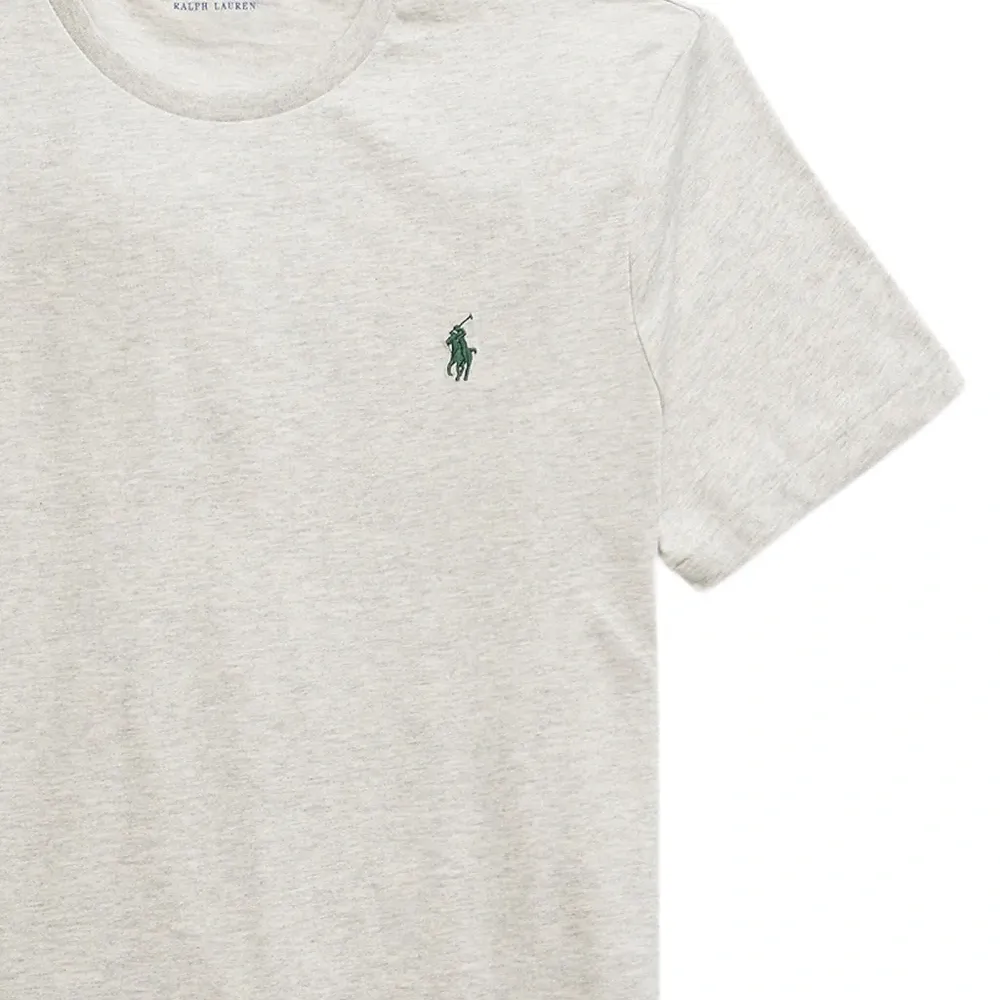 футболка с круглым вырезом