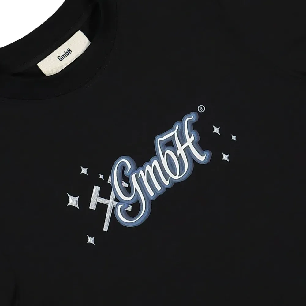 Укороченная футболка с логотипом