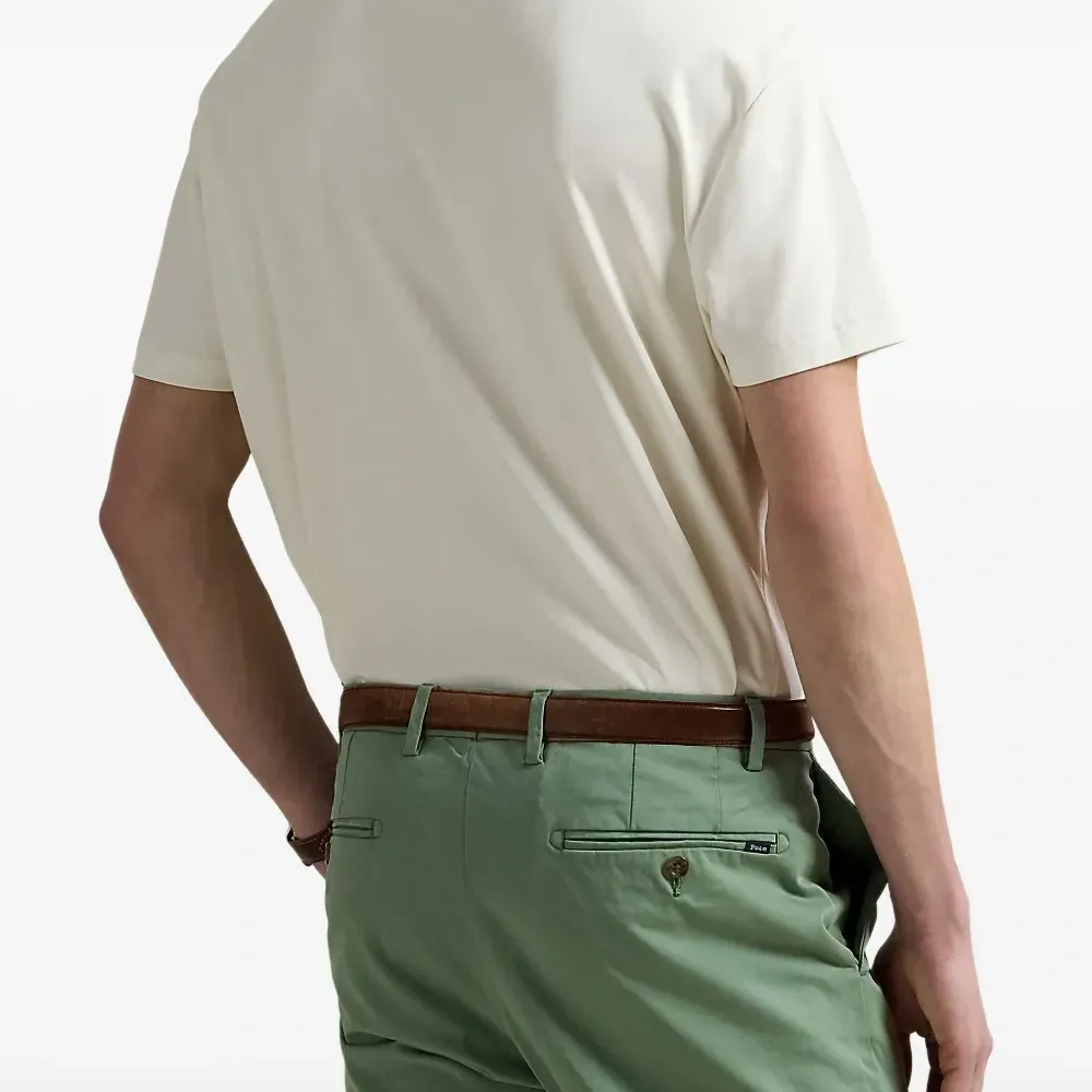 футболка с круглым вырезом