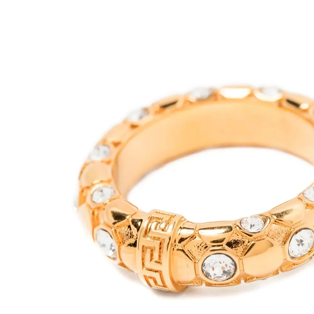 декорированное кольцо