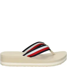 Полосатые шлепанцы на платформе