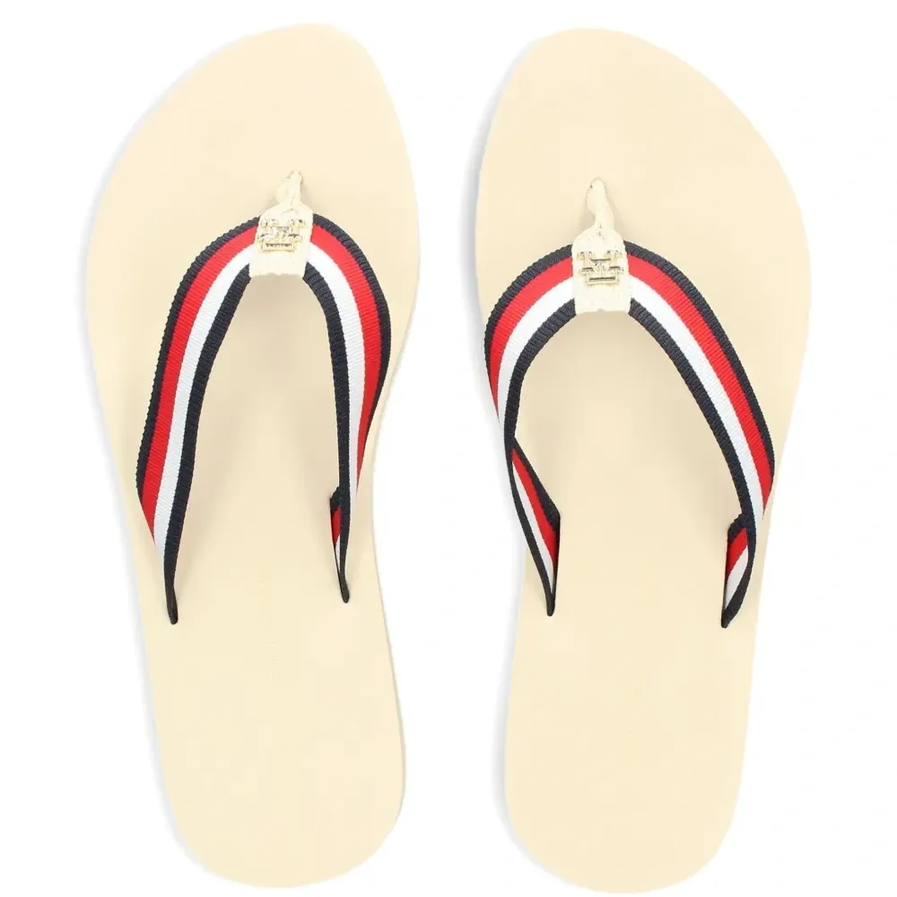 Полосатые шлепанцы на платформе